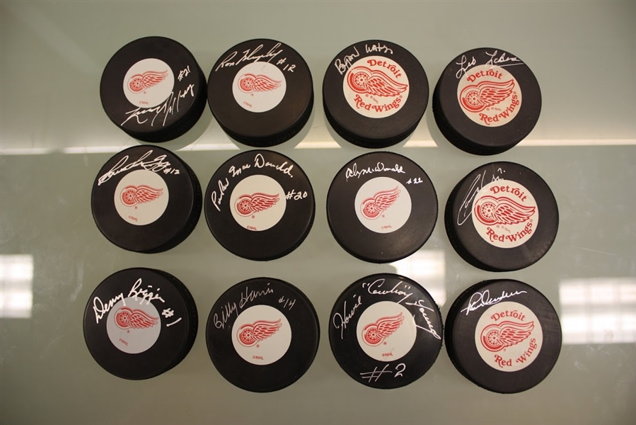 Detroit Red Wings 1960s Lot of 12 Autographed Pucks
