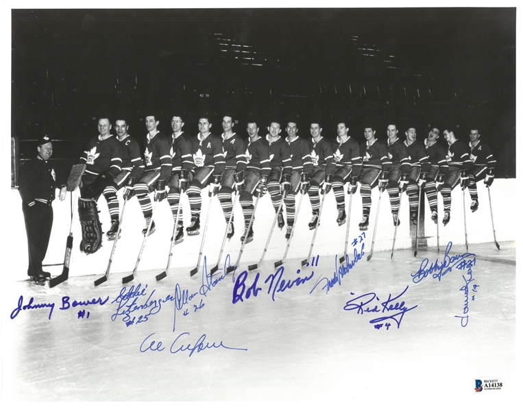 1961/62 Maple Leafs 11x14 Signed by 9
