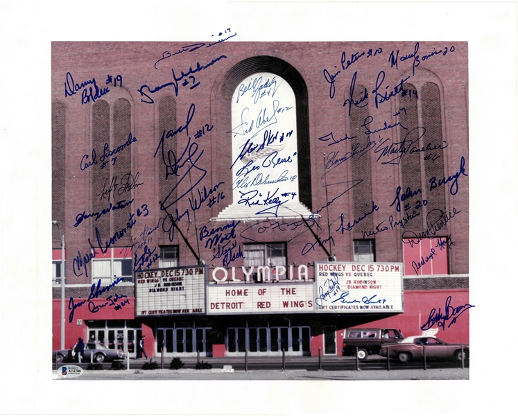 Olympia Stadium 16x20 Signed by 30 Red Wings