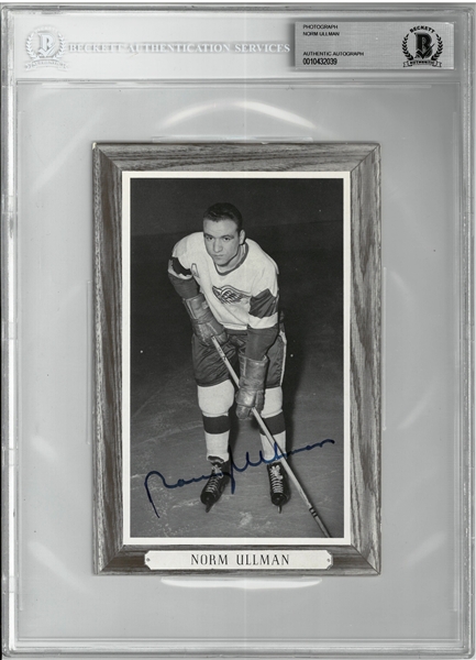 Norm Ullman Autographed Beehive Group III 1964-67 Card