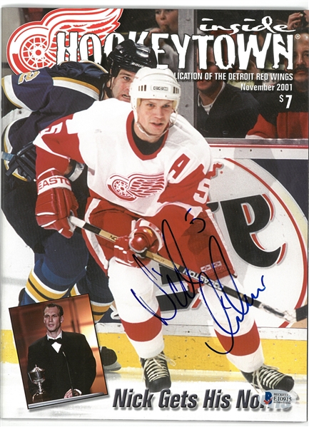 Nick Lidstrom Autographed Hockeytown Magazine
