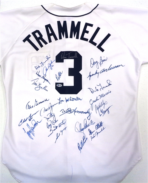 1984 Detroit Tigers Team Signed Jersey