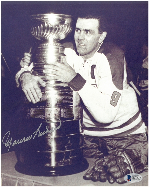 Maurice Richard Autographed 8x10 Photo w/ Cup