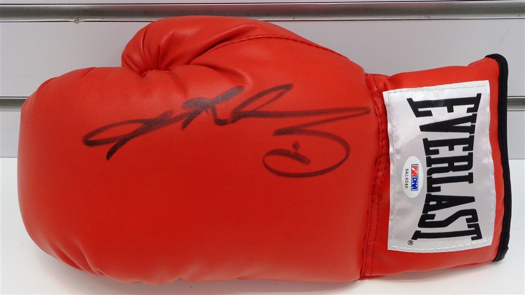 Sugar Ray Leonard Autographed Boxing Glove