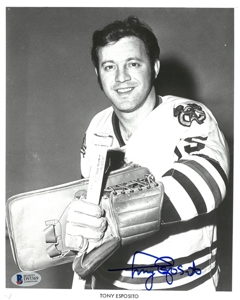 Tony Esposito Autographed 8x10 Photo