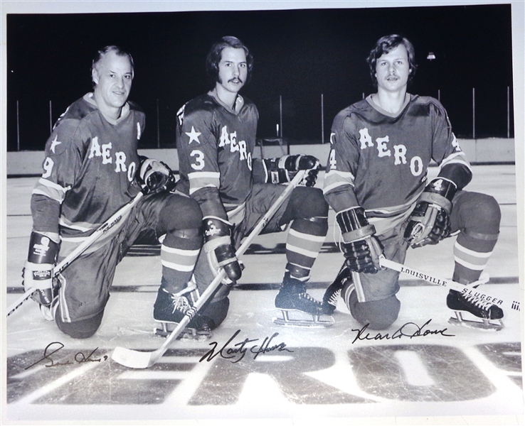 Gordie, Mark & Marty Howe Autographed 16x20 Photo
