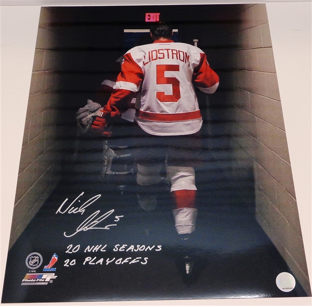 Nick Lidstrom 16x20 Autographed w/ 20 NHL Seasons/Playoffs