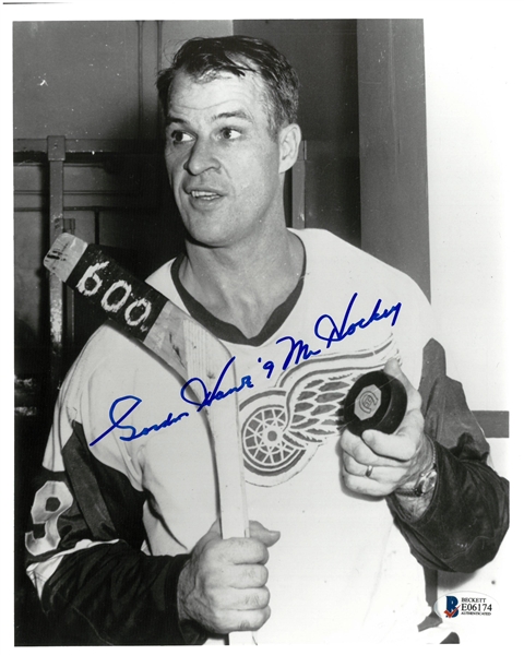 Gordie Howe Autographed 600th Goal 8x10 w/ Mr Hockey