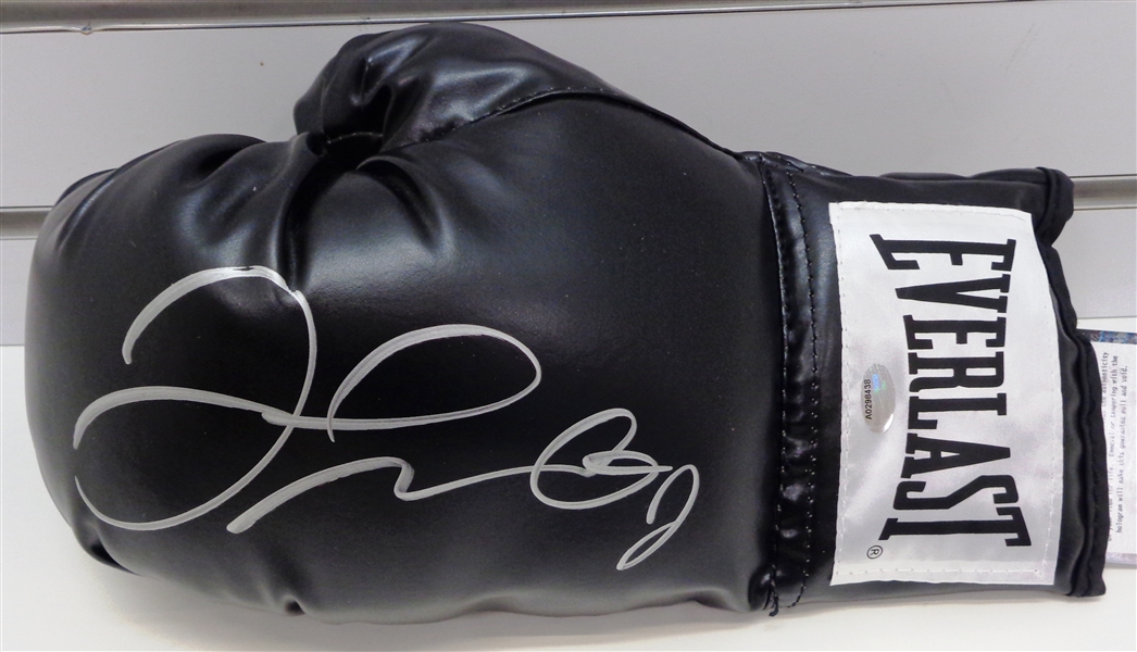 Floyd Mayweather Jr. Signed Everlast Black Boxing Glove