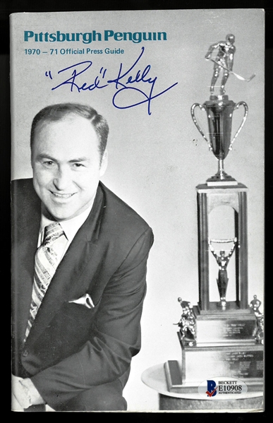 Red Kelly Autographed 1970 Penguins Press Guide