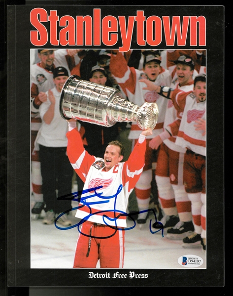 Steve Yzerman Autographed 1997 Red Wings Magazine