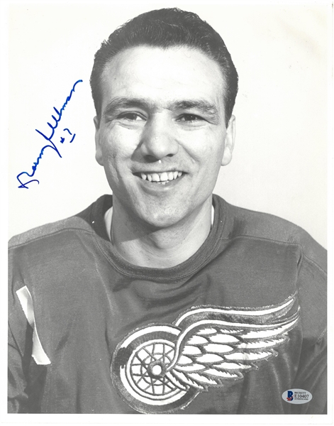Norm Ullman Autographed 11x14 Red Wings Photo