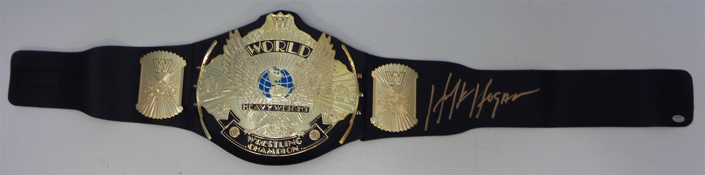 Lot Detail Hulk Hogan Autographed Wwe World Heavyweight Champion