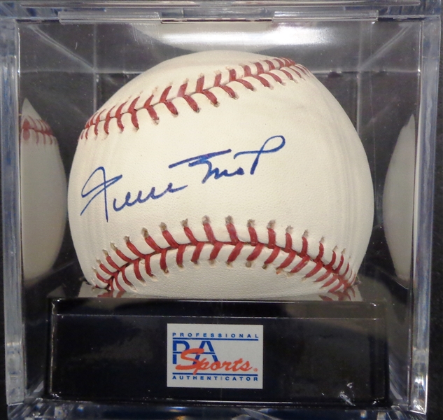 Willie Mays Autographed Baseball PSA Gem Mint 10 Auto