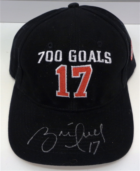 Brett Hull Autographed 700 Goals Hat