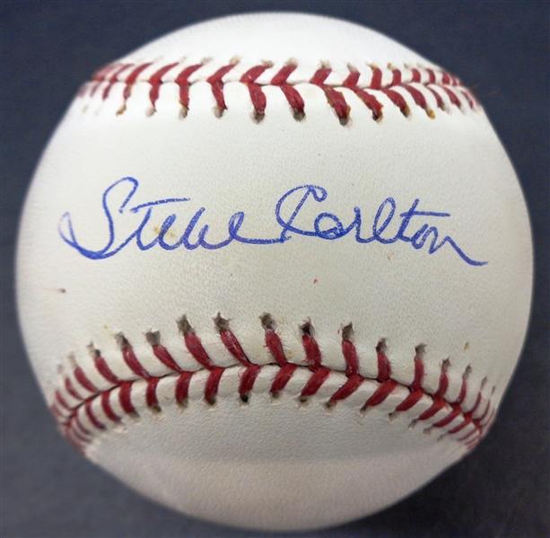 Steve Carlton Autographed Baseball