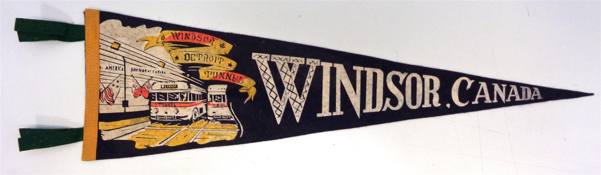 Windsor Tunnel 3/4 Size Vintage Pennant
