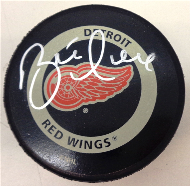 Brett Hull Autographed Red Wings Game Puck