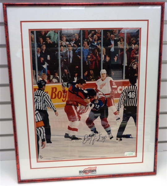 Darren McCarty Autographed Framed Fight #2 16x20 Photo