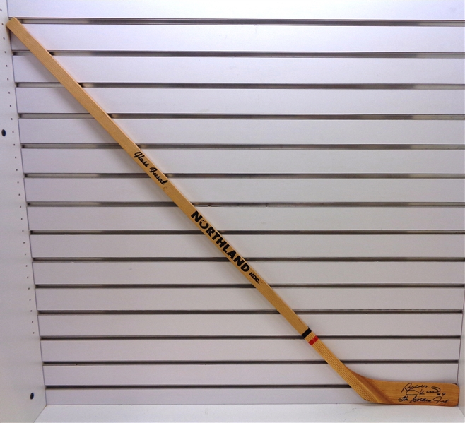 Bobby Hull Autographed Northland Stick
