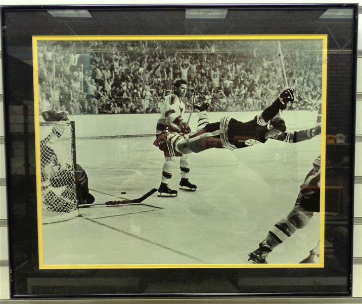 Bobby Orr Framed 16x20 Photo