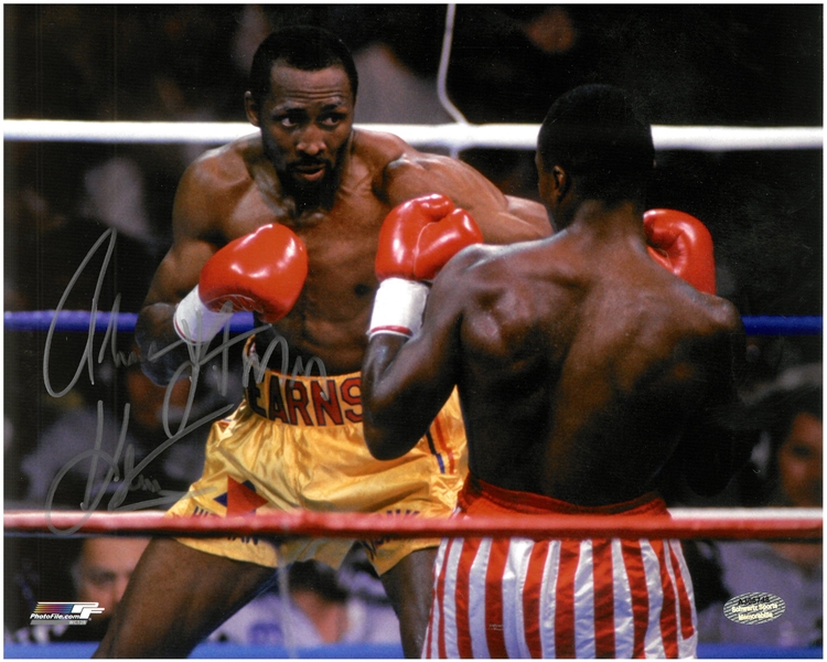 Thomas Hearns Signed Boxing Fight vs Sugar Ray Leonard 8x10 Photo w/Hitman