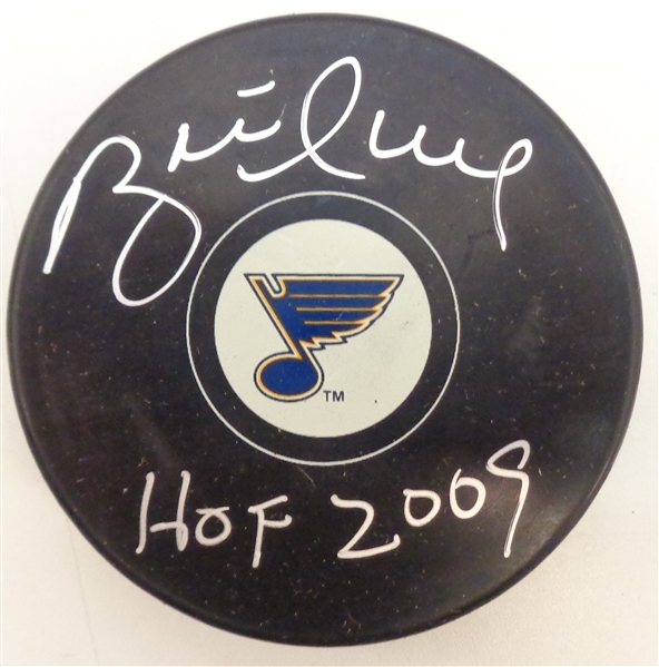 Brett Hull Autographed St. Louis Blues Puck w/ HOF