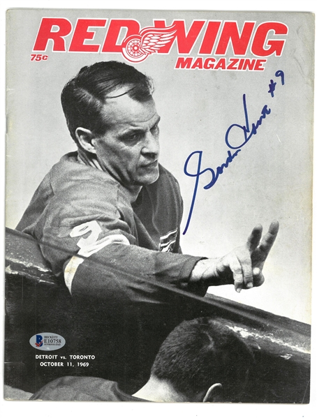Gordie Howe Autographed 1969 Red Wings Program