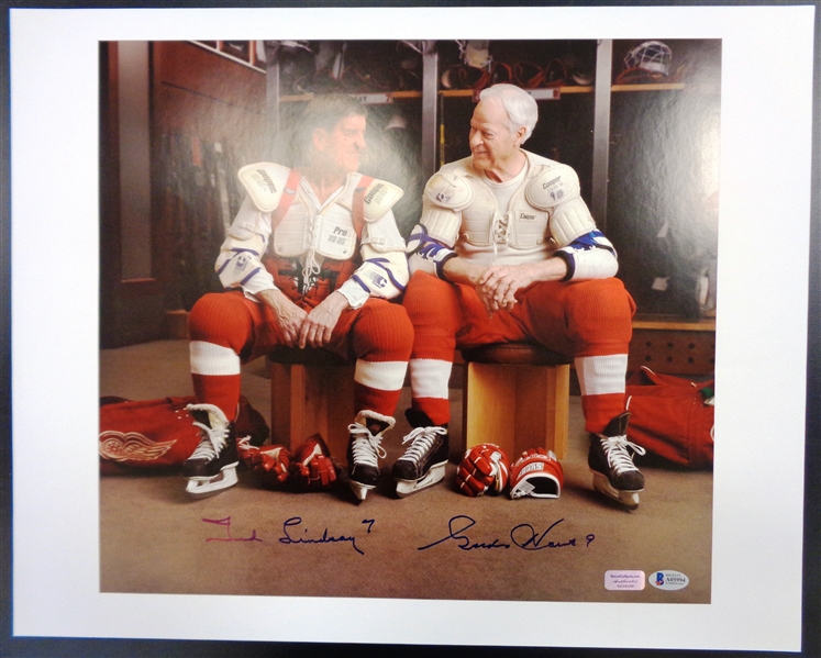 Ted Lindsay and Gordie Howe Autographed 16x20 Photo