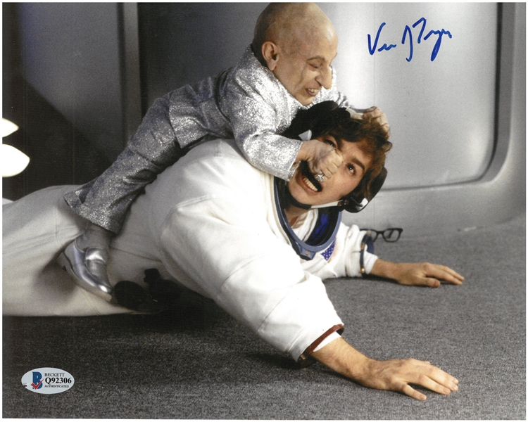 Vern Troyer Autographed 8x10 Photo Austin Powers "Mini Me"