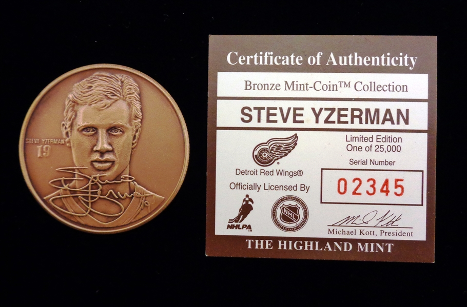 Steve Yzerman Bronze Highland Mint Coin