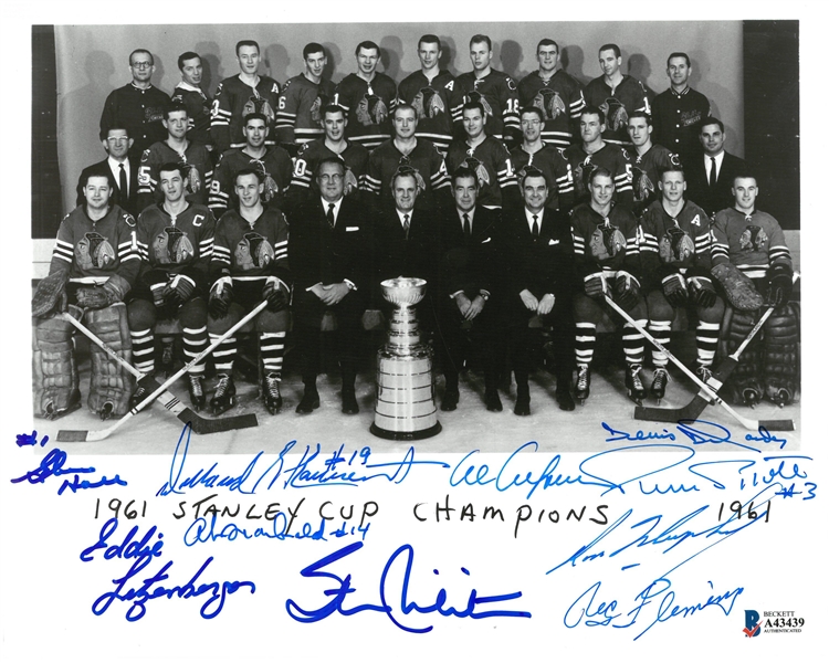 1961 Blackhawks 8x10 Signed by 10