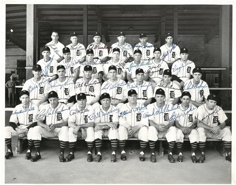 1947 Detroit Tigers 11x14 Signed by 28