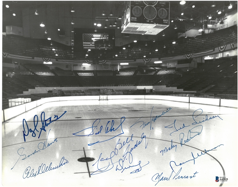 Olympia 11x14 Signed by 11 Red Wings
