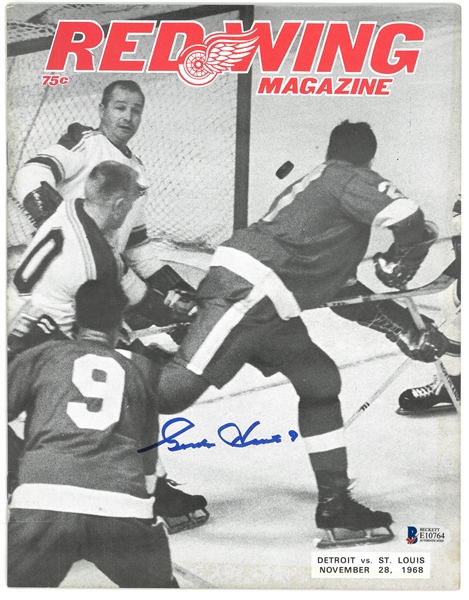 Gordie Howe Autographed 1968 Red Wings Program