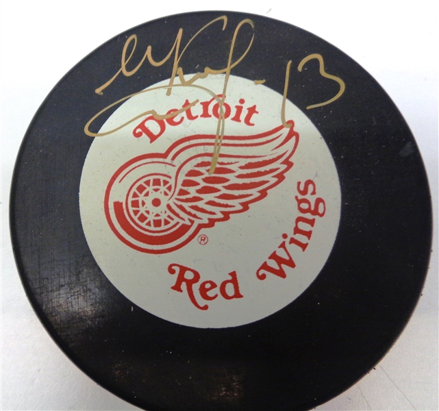Slava Kozlov Autographed Red Wings Puck