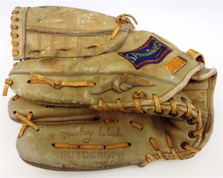 Mickey Lolich Autographed Store Model Glove