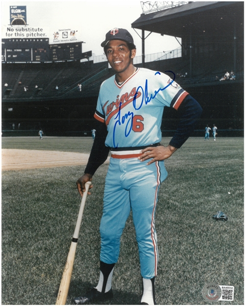 Tony Oliva Autographed 8x10 Photo