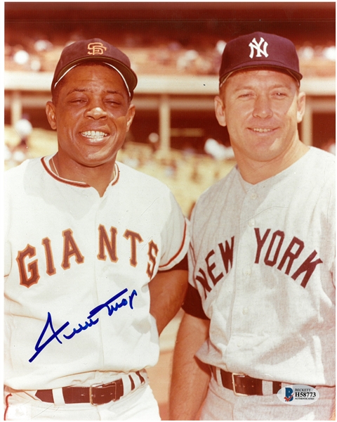 Willie Mays Autographed 8x10 Photo