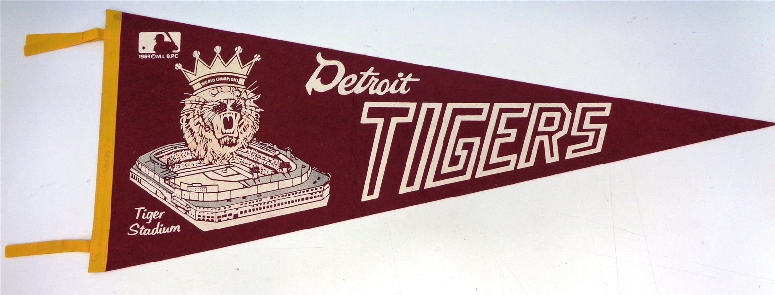 1969 Detroit Tigers "Crown" Pennant