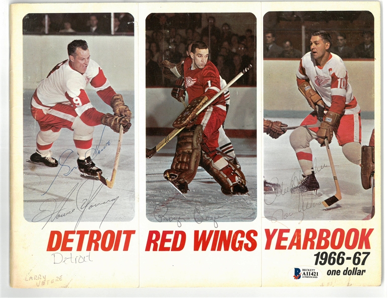 Howe, Crozier & More Autographed 1966/67 Red Wings Yearbook