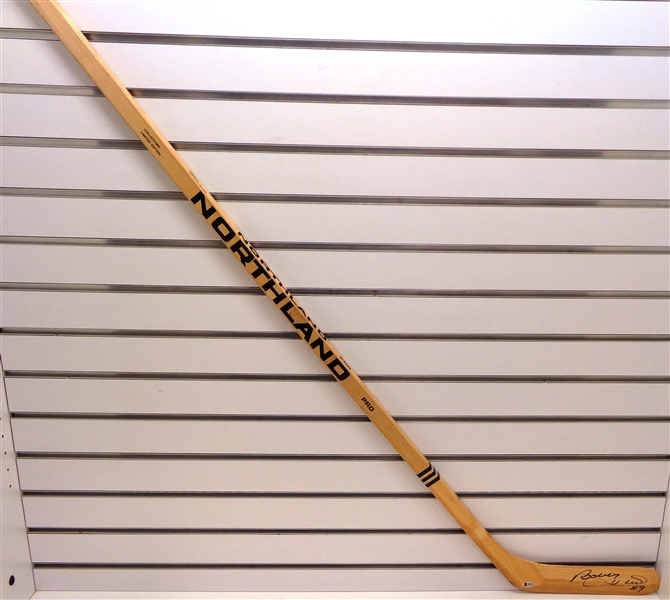 Bobby Hull Autographed Northland Stick