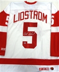Nick Lidstrom Autographed Red Wings Jersey