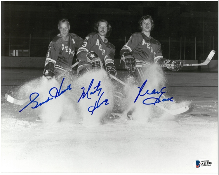 Gordie, Mark & Marty Howe Autographed 8x10 Whalers Photo