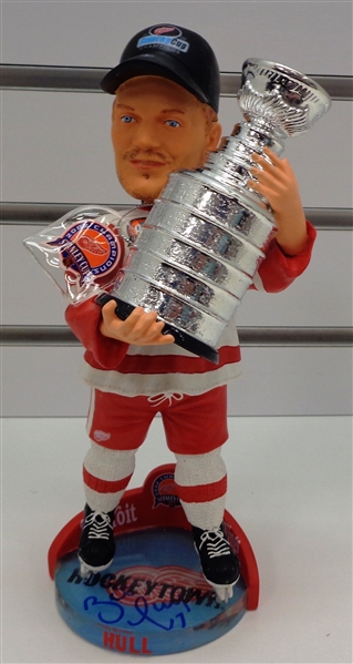 Brett Hull Autographed 2002 Cup Bobblehead