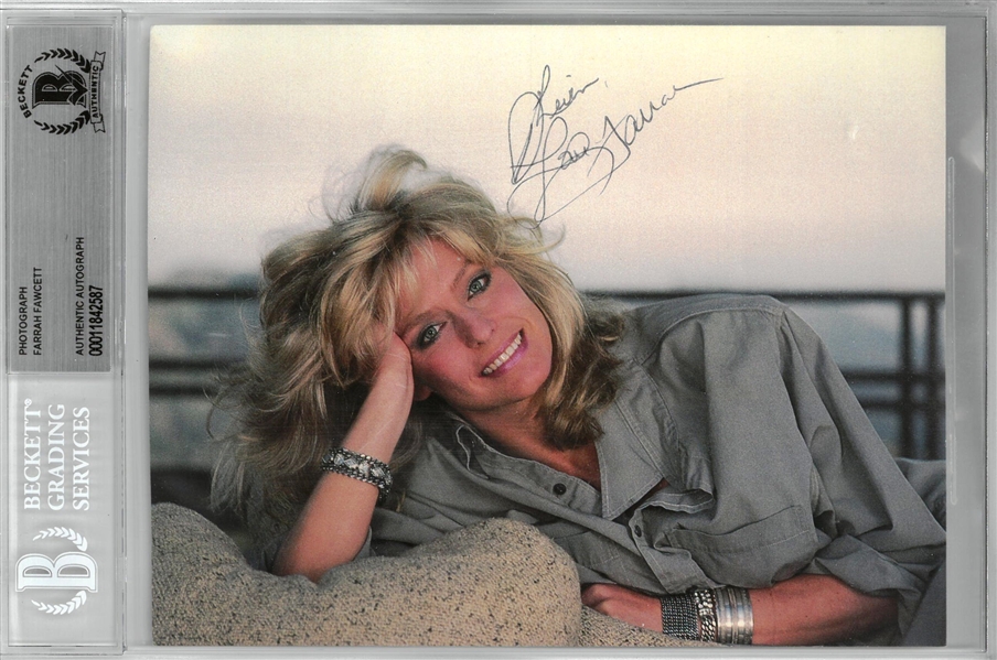 Farrah Fawcett Autographed 5x7 Photo