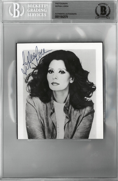 Sophia Loren Autographed 4x5 Photo