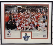 2008 Red Wings Framed 16x20 Photo (overall 20x24)
