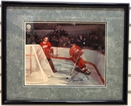 Gordie Howe Autographed Framed 11x14 Photo