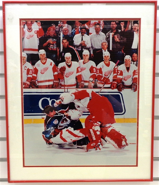Chris Osgood Framed 16x20 Fight w/ Roy
